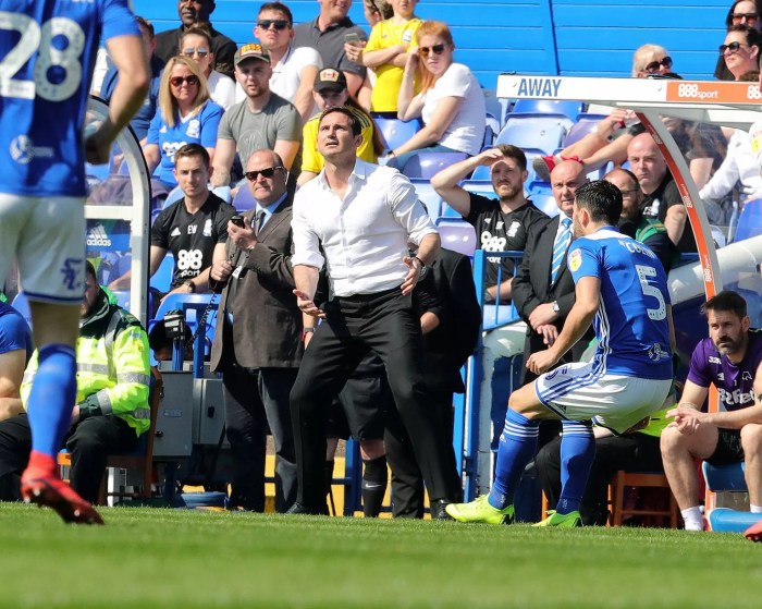 Frank Lampard siapkan strategi melawan Derby County